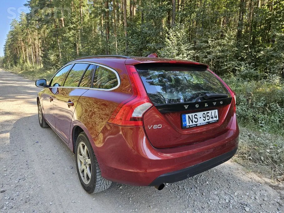Volvo V60 2011 photo 4