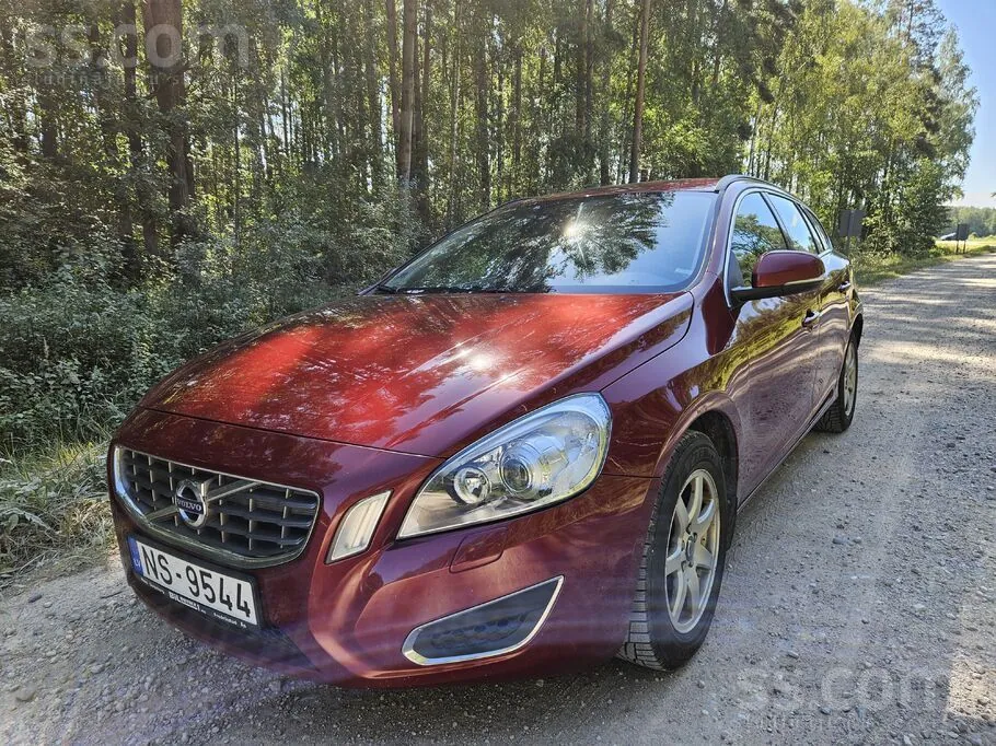 Volvo V60 2011 photo 2