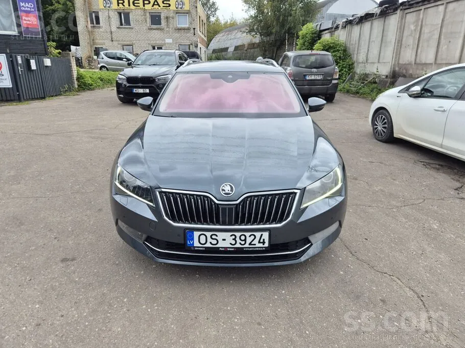 Skoda Superb 2015 photo 3