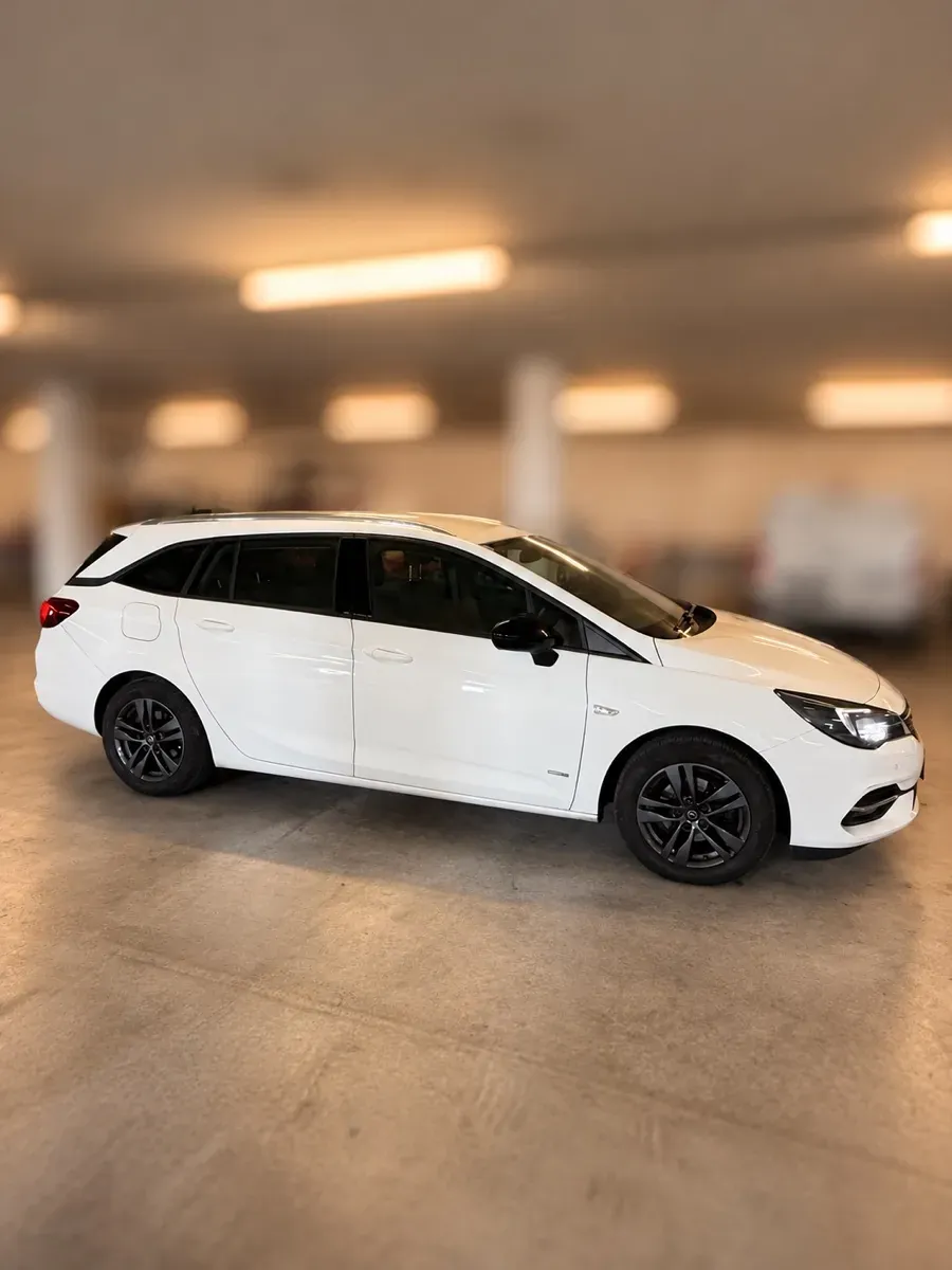 Opel Astra 2021 photo 2