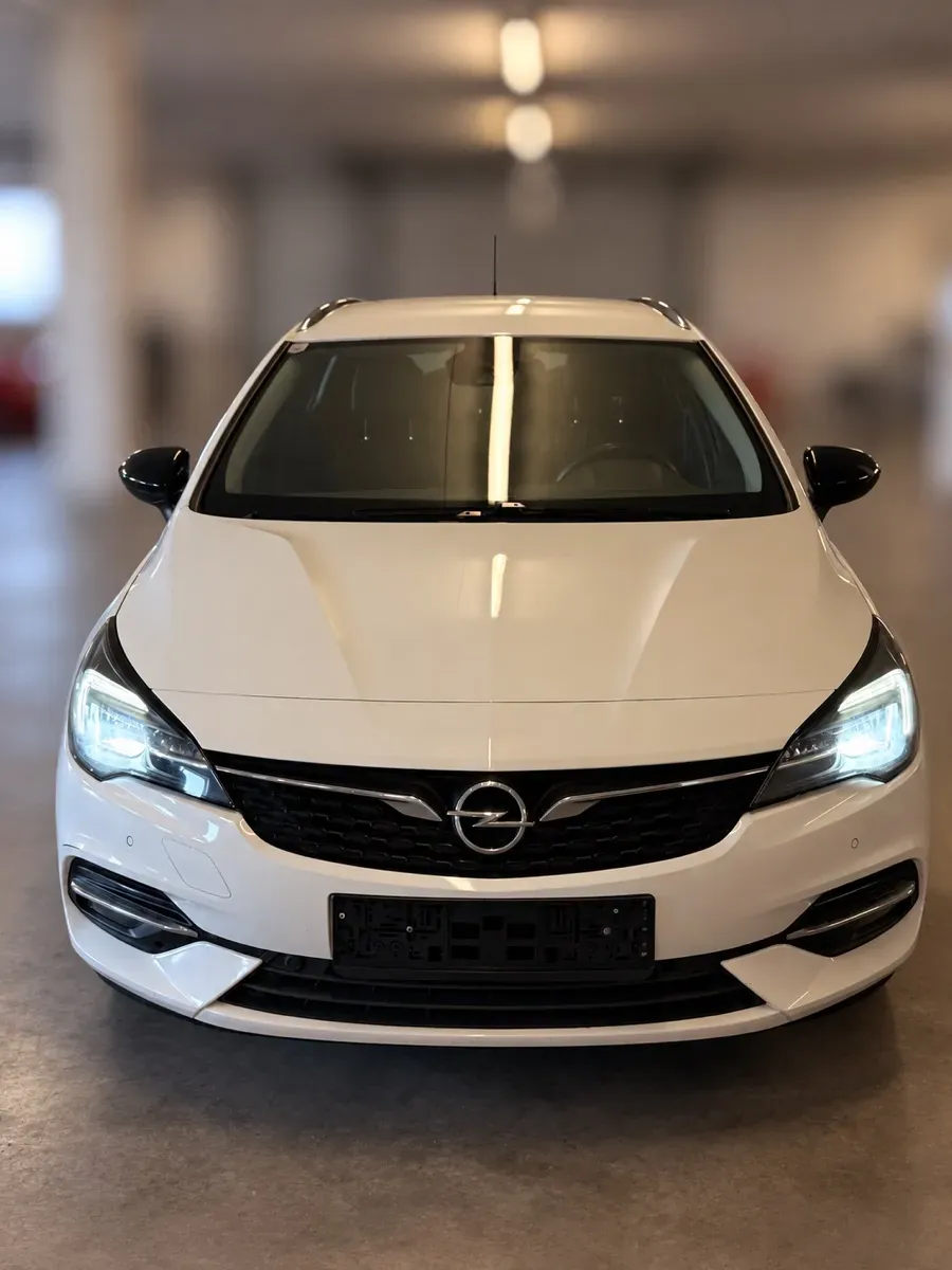 Opel Astra 2021 photo 3