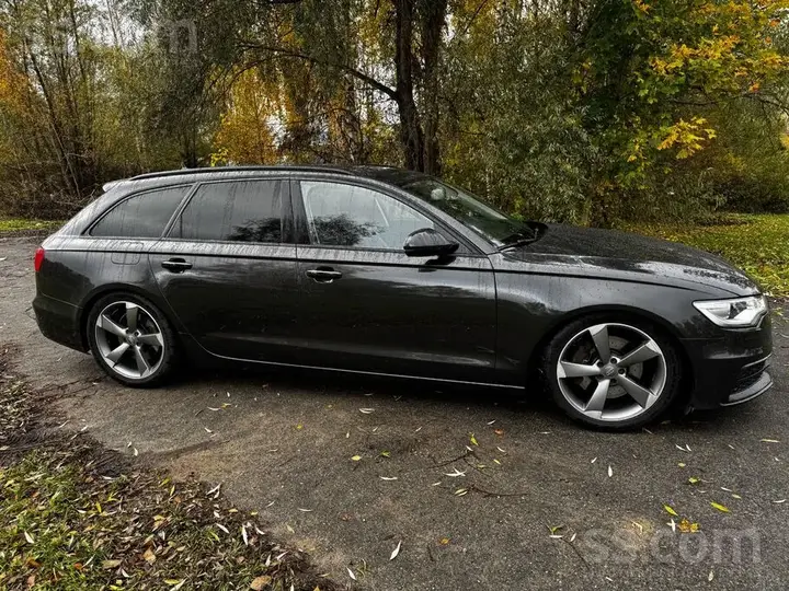 Audi A6 2012 photo 4