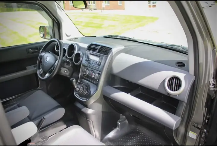 Honda Element 2005 photo 5