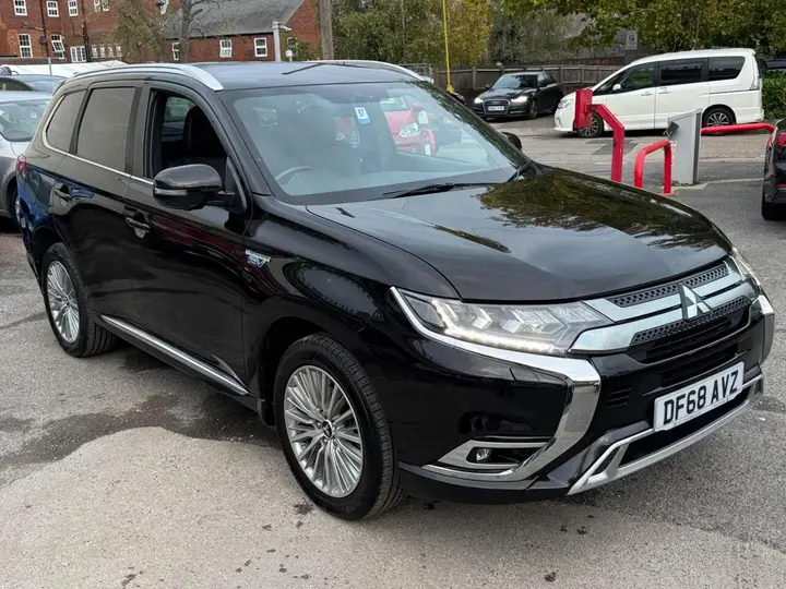 Mitsubishi Outlander 2019 photo 5