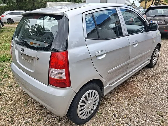 Kia Picanto 2006 photo 3