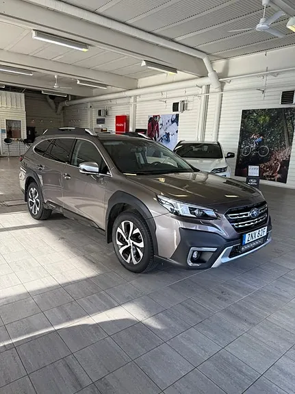 Subaru Outback 2021 photo 2