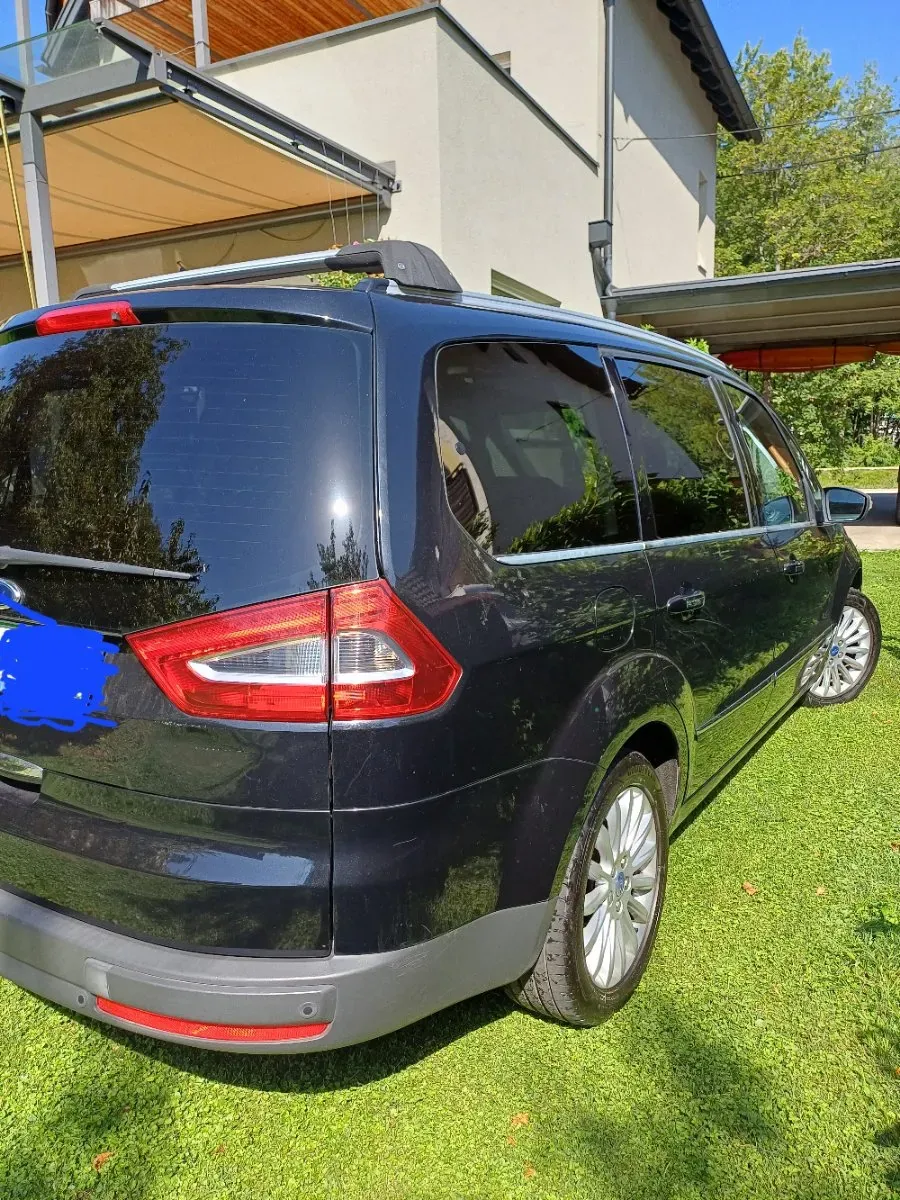 Ford Galaxy 2013 photo 3