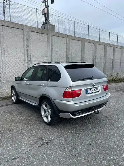 BMW X5 2003 photo 2