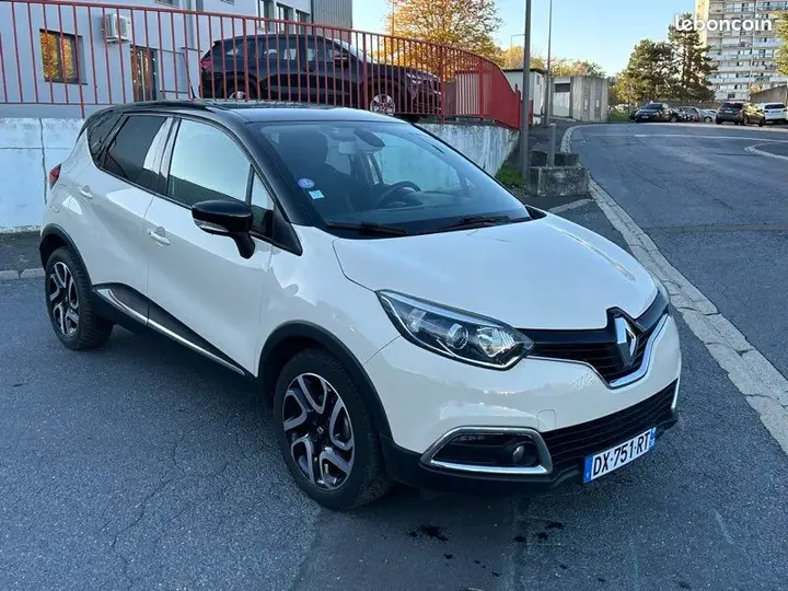 Renault Captur 2015 photo 3