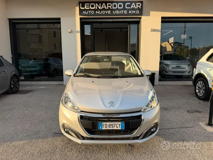 Peugeot 208 2016 photo 3