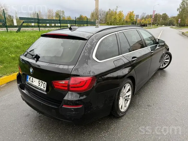 BMW 520 2012 photo 3