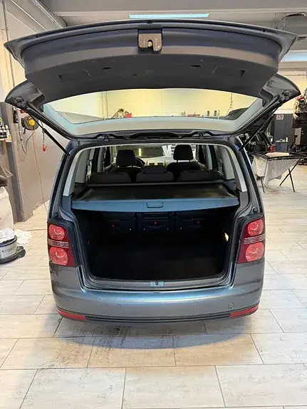Volkswagen Touran 2007 photo 5