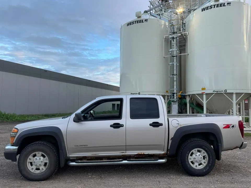 Chevrolet Colorado 2005 photo 2