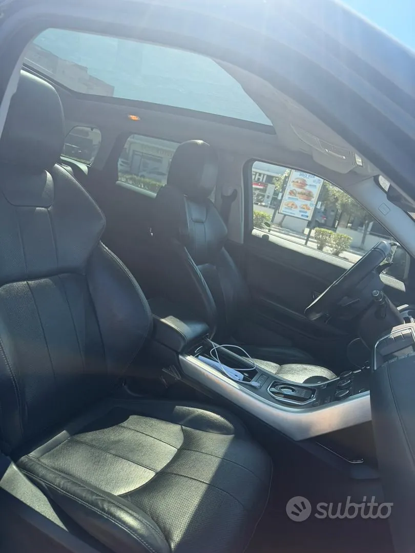 Land Rover Range Rover Evoque 2017 photo 5