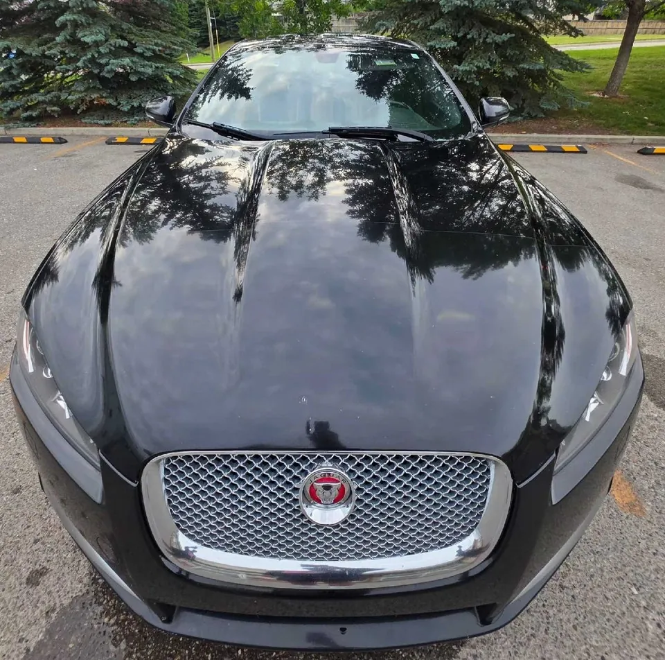 Jaguar Xf 2014 photo 2