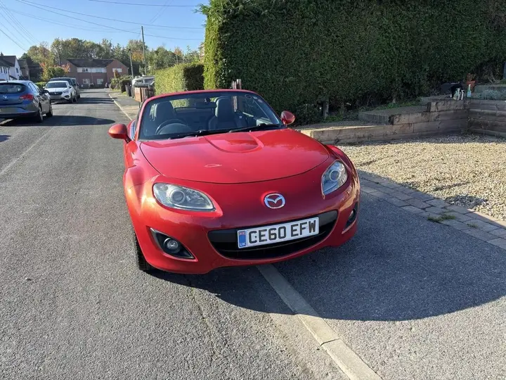 Mazda Mx-5 2010 photo 2