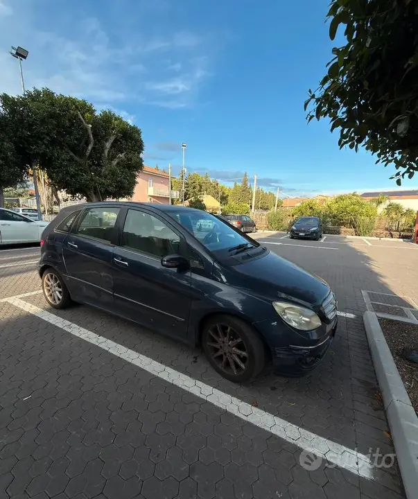 Mercedes-Benz B-Class 2007 photo 2