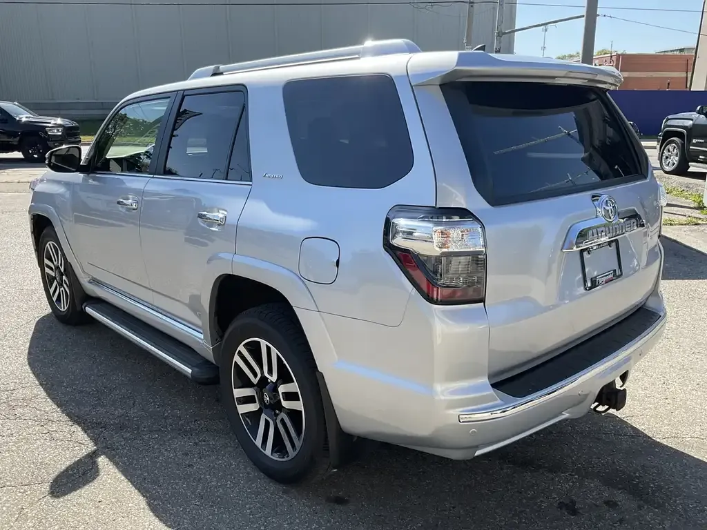 Toyota 4Runner 2015 photo 5