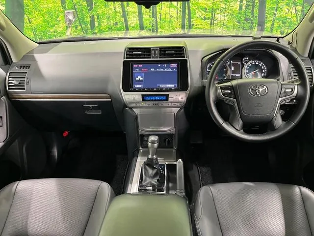 Toyota Land Cruiser Prado 2023 photo 2
