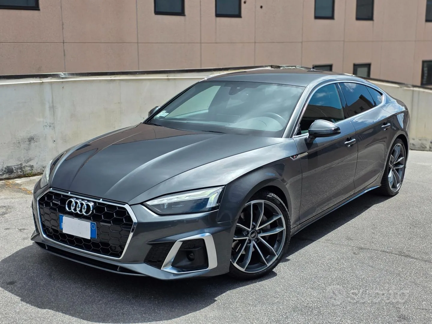 Audi A5 2022 photo 2