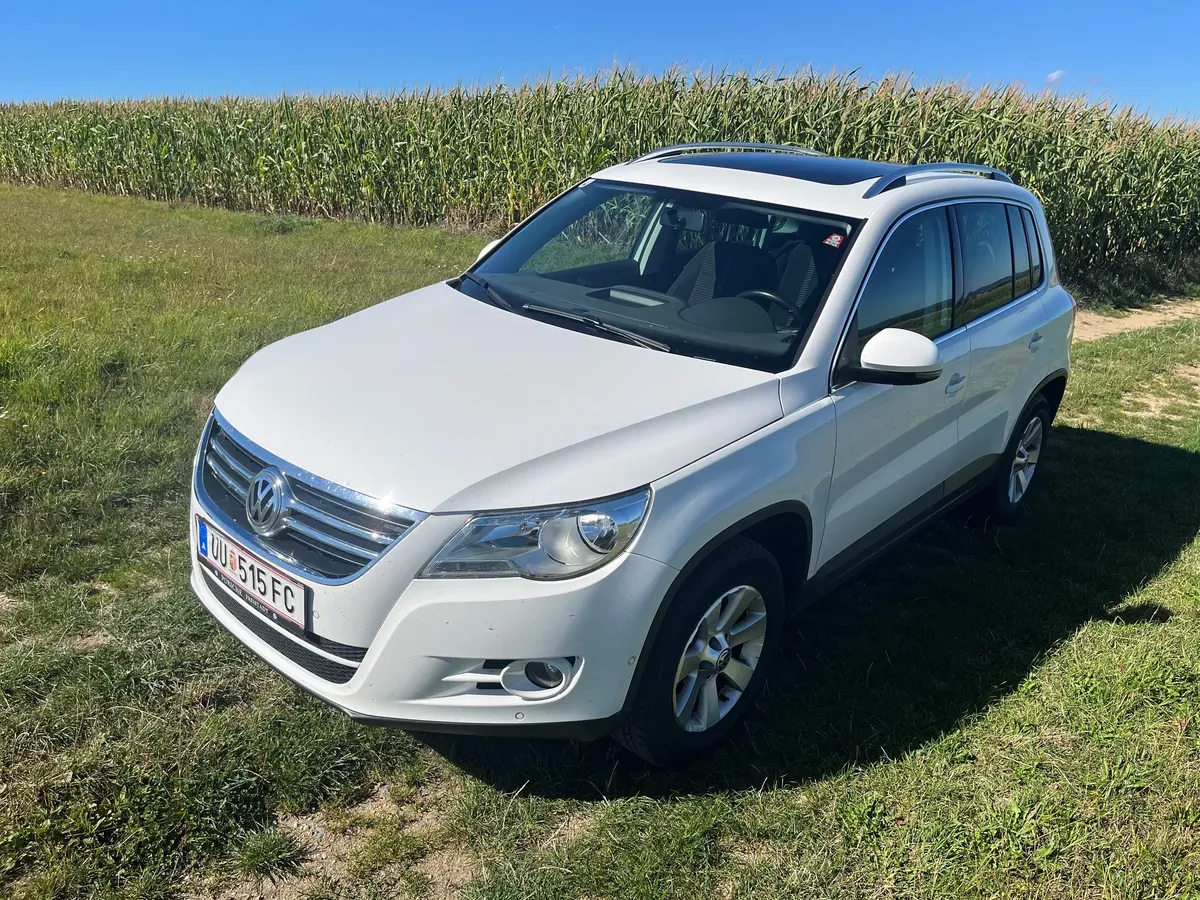Volkswagen Tiguan 2011 photo 2