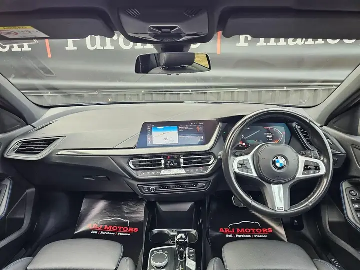 BMW 1 Series 2021 photo 3