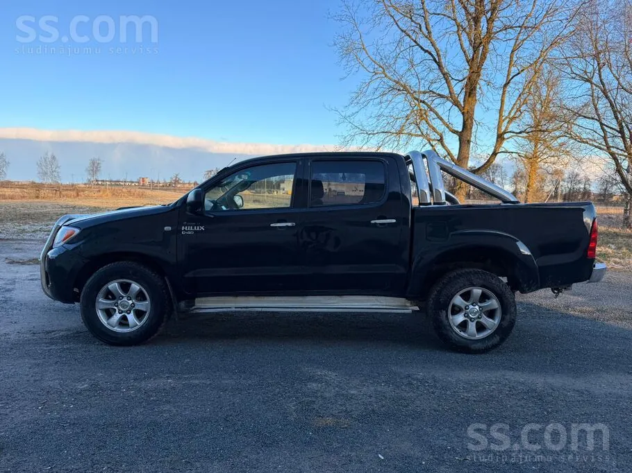 Toyota Hilux 2008 photo 2