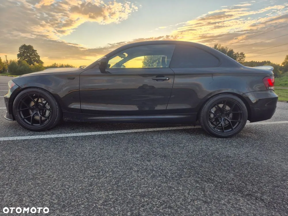 BMW 135I 2011 photo 4