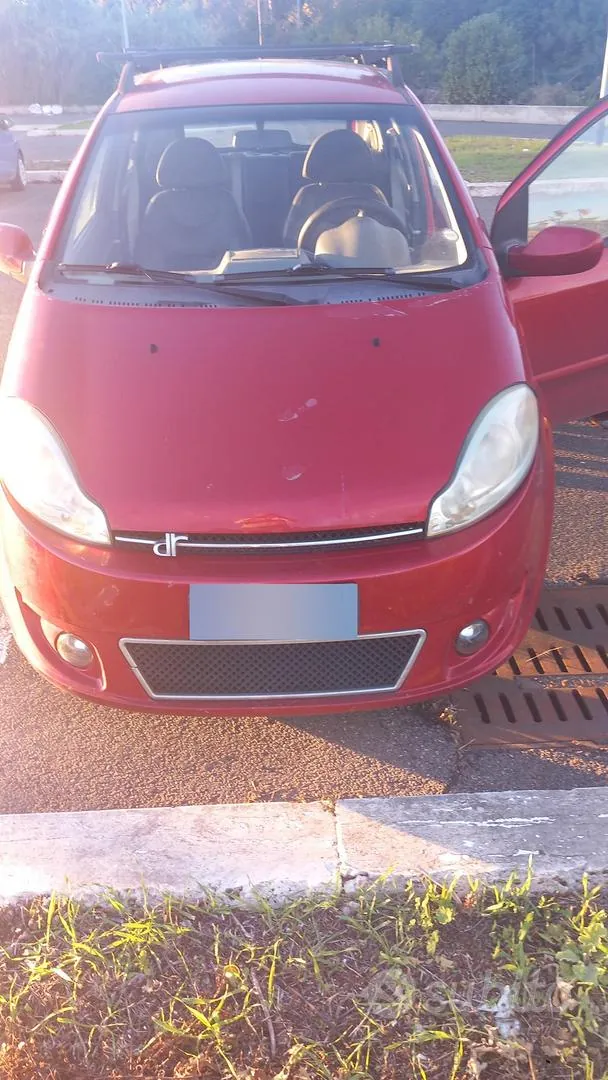 Volkswagen Golf 2011 photo 2