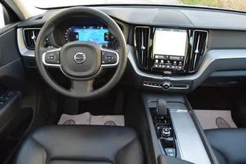 Volvo Xc60 2023 photo 3