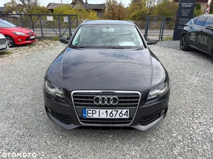 Audi A4 Avant 2010 photo 2