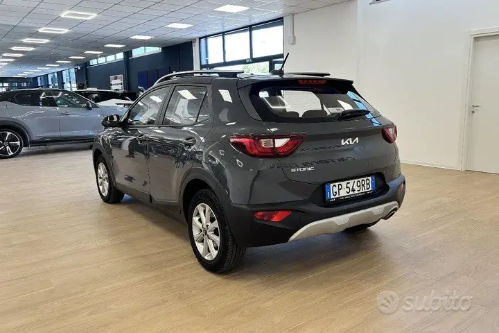 Kia Stonic 2023 photo 5