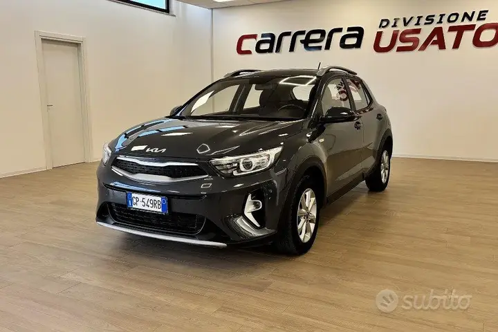 Kia Stonic 2023 photo 3