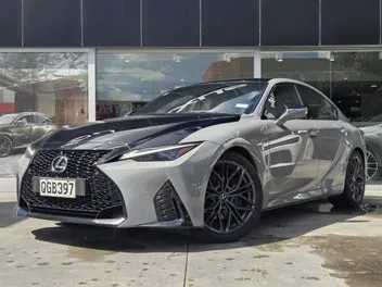 Lexus Is 300H 2023 photo 4