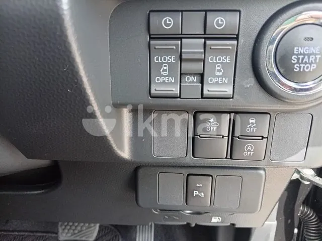 Toyota Roomy 2025 photo 5