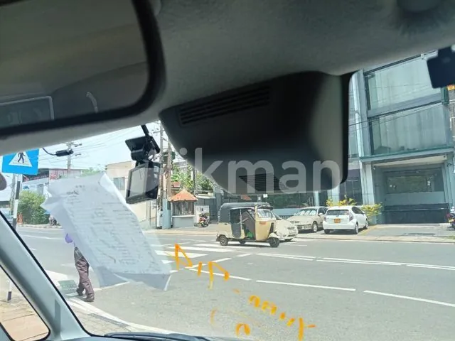 Toyota Roomy 2025 photo 3