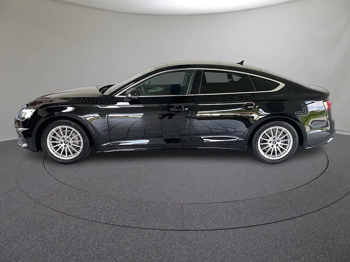 Audi A5 2021 photo 2