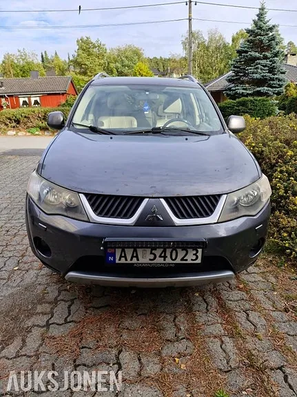Mitsubishi Outlander 2007 photo 2