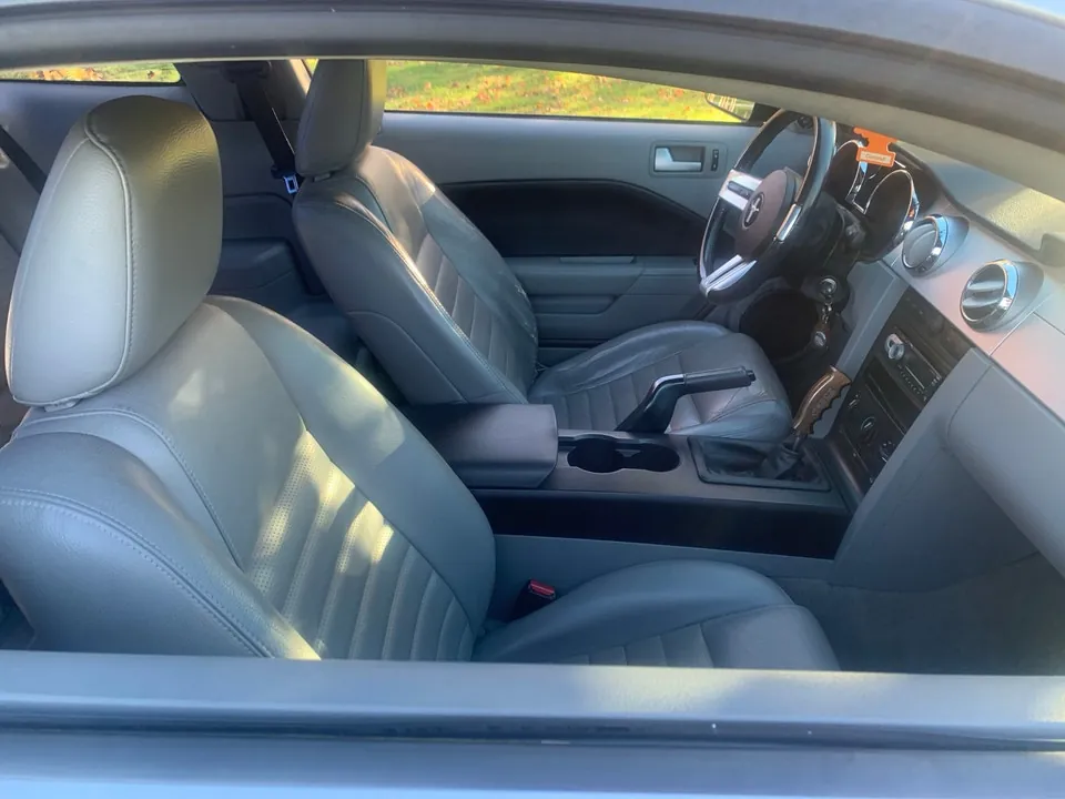 Ford Mustang 2005 photo 5