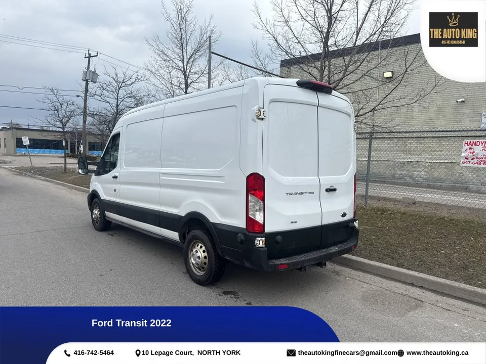 Ford Transit 2022 photo 2