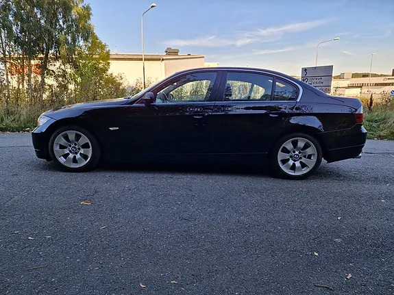 BMW 325I 2006 photo 2