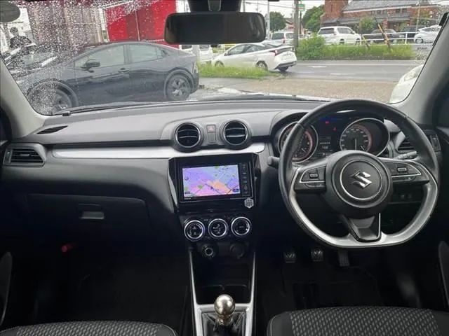 Suzuki Swift 2019 photo 3