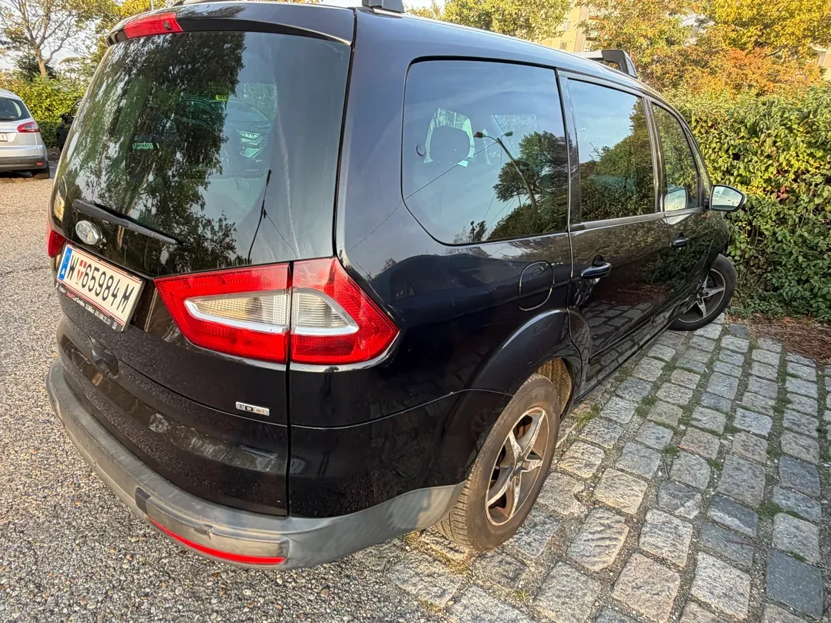 Ford Galaxy 2006 photo 2