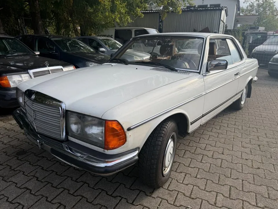 Mercedes-Benz 230 Ce