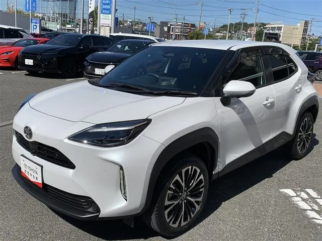 Toyota Yaris Cross Hybrid Z 2024 photo 3
