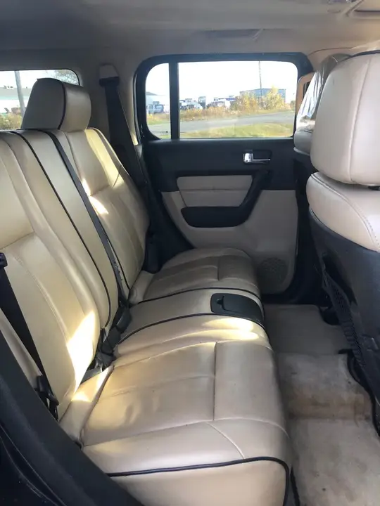 Hummer H3 2007 photo 2