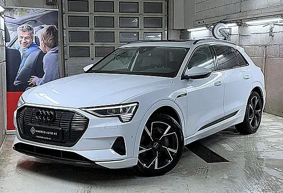 Audi E-Tron