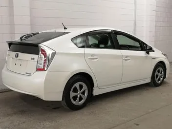 Toyota Prius 2013 photo 3