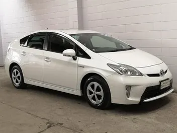 Toyota Prius 2013 photo 2