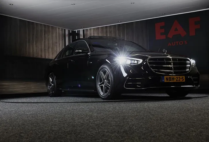 Mercedes-Benz S-Class 2024 photo 3